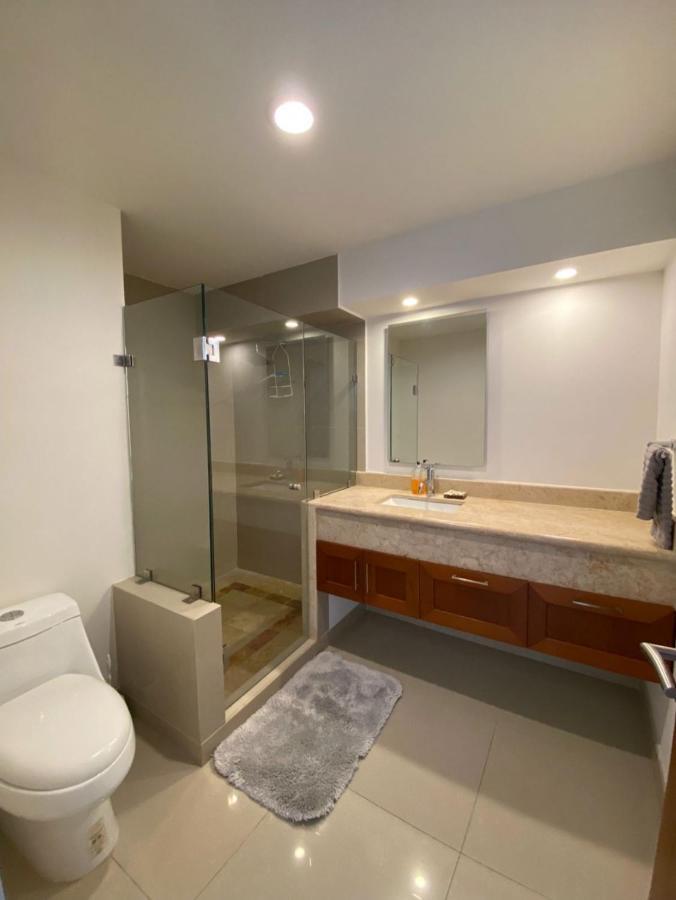 A Pie De Playa Con Alberca Jacuzzi Vista Al Mar Lägenhet Mazatlán Exteriör bild