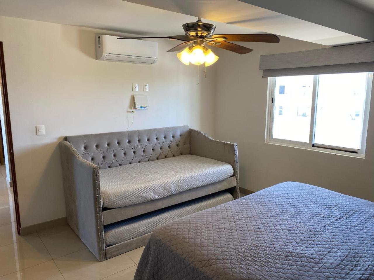 A Pie De Playa Con Alberca Jacuzzi Vista Al Mar Lägenhet Mazatlán Exteriör bild